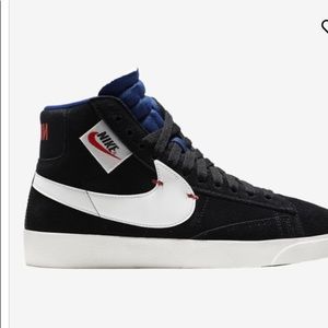 Nike Mid Blazer Rebel Sneakers